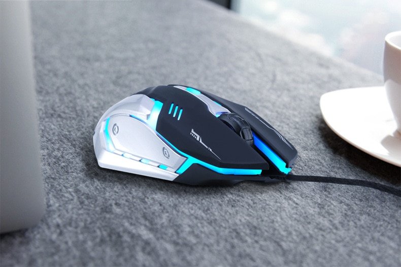 Professional Wired Gaming Mouse